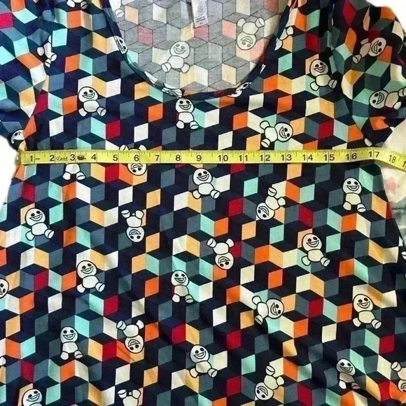 NWT LuLaRoe Disney Frozen Snowgies Snowman Swing Tee Size XS - Picture 8 of 9